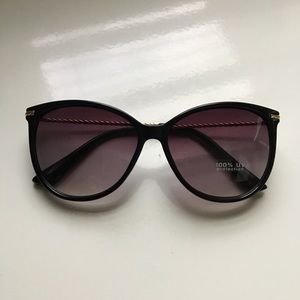 Forever 21 Black Sunglasses